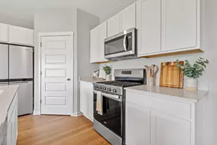 176 Cressmoor Blvd, Hobart, IN 46342 - Photo 3