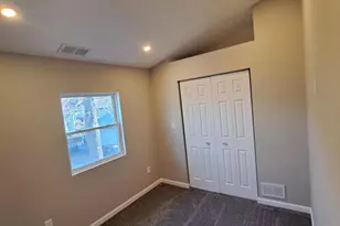 1045 N Vanderburg St, Gary, IN 46403 - Photo 19