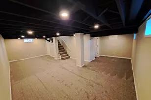 1045 N Vanderburg St, Gary, IN 46403 - Photo 23