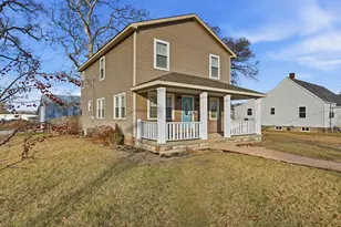 122 9th St SW, Demotte, IN 46310 - Photo 3