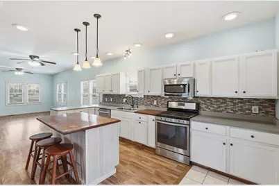 122 9th Street SW, Demotte, IN 46310 - Photo 9