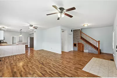 122 9th Street SW, Demotte, IN 46310 - Photo 5