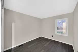 625 S Wells St, Gary, IN 46403 - Photo 17