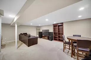 9418 Cleveland St, Crown Point, IN 46307 - Photo 15