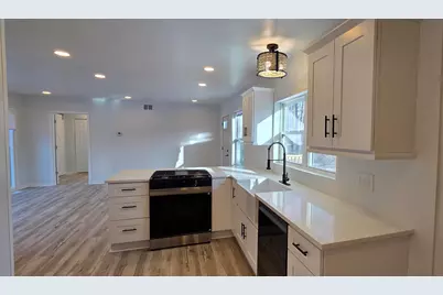 7325 Locust Avenue, Gary, IN 46403 - Photo 21