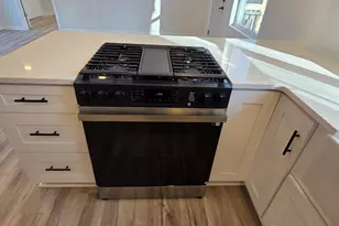 7325 Locust Ave, Gary, IN 46403 - Photo 23