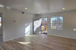 7325 Locust Ave, Gary, IN 46403 - Photo 17