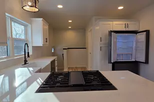 7325 Locust Ave, Gary, IN 46403 - Photo 27