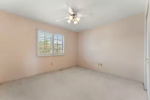 204 Barbara Jean Dr, Schererville, IN 46375 - Photo 15