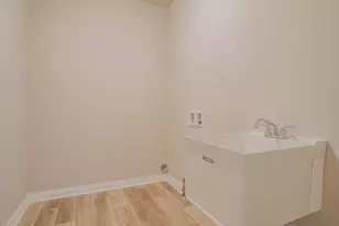 3106 Forestside Ln, Valparaiso, IN 46385 - Photo 11