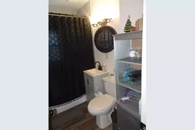 1001 E Chicago Street, Valparaiso, IN 46383 - Photo 7