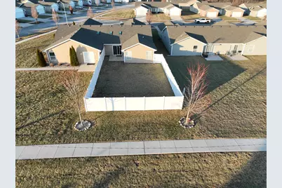 595 W 85th Drive, Merrillville, IN 46410 - Photo 3