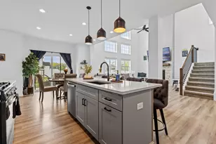 2207 Mary Ln, Valparaiso, IN 46383 - Photo 15