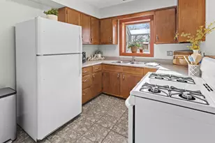 7223 Baring Pkwy, Hammond, IN 46324 - Photo 13