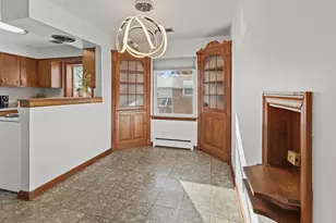 7223 Baring Pkwy, Hammond, IN 46324 - Photo 11