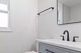 1655 W 63rd Ave, Merrillville, IN 46410 - Photo 13