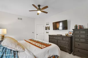 1732 Stellar St, Hobart, IN 46342 - Photo 13