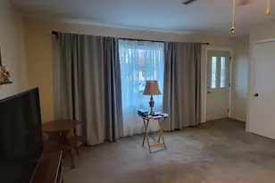 376 Briarwood Dr, Valparaiso, IN 46385 - Photo 5