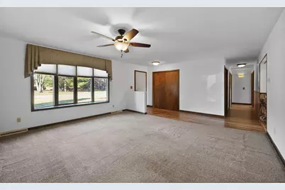 8913 22nd Street SW, Demotte, IN 46310 - Photo 9