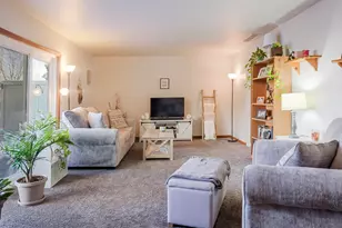 2590 Brookwood Dr, Crown Point, IN 46307 - Photo 7