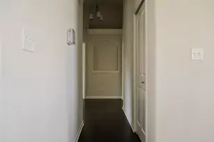 8240 Dylan Dr, Merrillville, IN 46410 - Photo 9