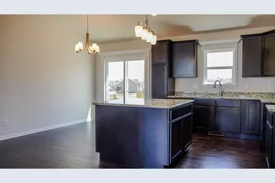 8240 Dylan Drive, Merrillville, IN 46410 - Photo 7