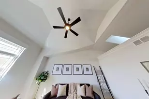 8302 Dylan Dr, Merrillville, IN 46410 - Photo 5