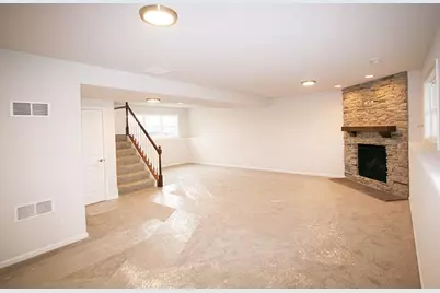 8252 Dylan Drive, Merrillville, IN 46410 - Photo 9