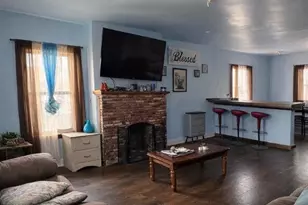 624 Jefferson St, Gary, IN 46402 - Photo 7