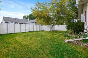 9307 Grace St, Highland, IN 46322 - Photo 3