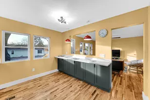 2501 Vermillion St, Lake Station, IN 46405 - Photo 11