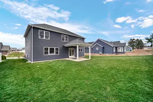 4900 Princess Dr, Valparaiso, IN 46383 - Photo 5