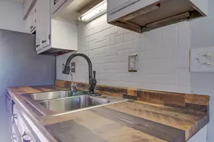 611 Bayberry Ct, Valparaiso, IN 46385 - Photo 17