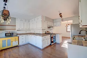 611 Bayberry Ct, Valparaiso, IN 46385 - Photo 15