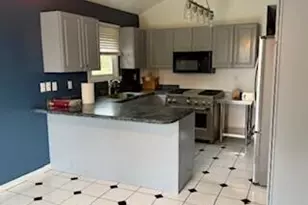 1355 Gilleevan Dr, Valparaiso, IN 46385 - Photo 7