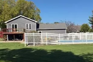 1355 Gilleevan Dr, Valparaiso, IN 46385 - Photo 3