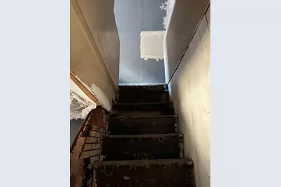 1576 W Taft Street, Gary, IN 46404 - Photo 9