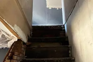 1576 W Taft St, Gary, IN 46404 - Photo 9