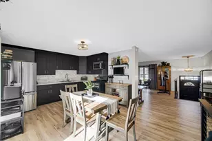 342 Hawthorne Dr, Michigan City, IN 46360 - Photo 5