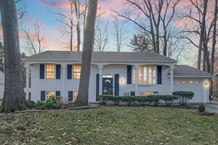 342 Hawthorne Dr, Michigan City, IN 46360 - Photo 1