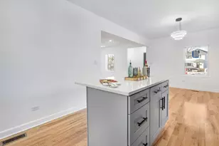 419 Cleveland St, Gary, IN 46404 - Photo 11