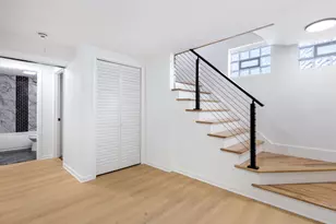 419 Cleveland St, Gary, IN 46404 - Photo 29