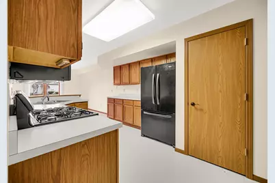 633 W 94th Court, Crown Point, IN 46307 - Photo 13