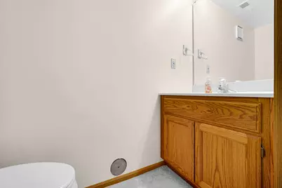 633 W 94th Court, Crown Point, IN 46307 - Photo 17