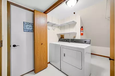 633 W 94th Court, Crown Point, IN 46307 - Photo 15