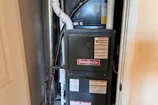 4100 Howard St, Hobart, IN 46342 - Photo 23