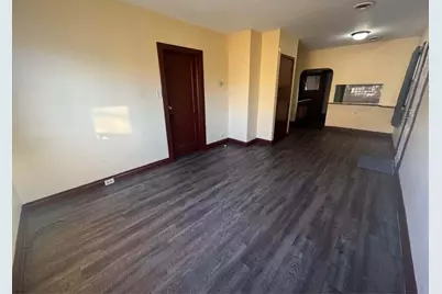 105 E 39th Avenue, Gary, IN 46409 - Photo 7