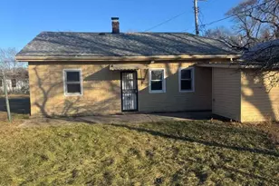 105 E 39th Ave, Gary, IN 46409 - Photo 1