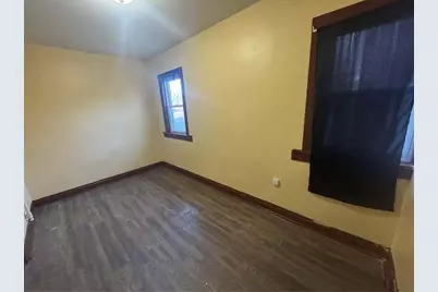 105 E 39th Avenue, Gary, IN 46409 - Photo 15