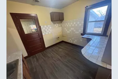 105 E 39th Avenue, Gary, IN 46409 - Photo 11